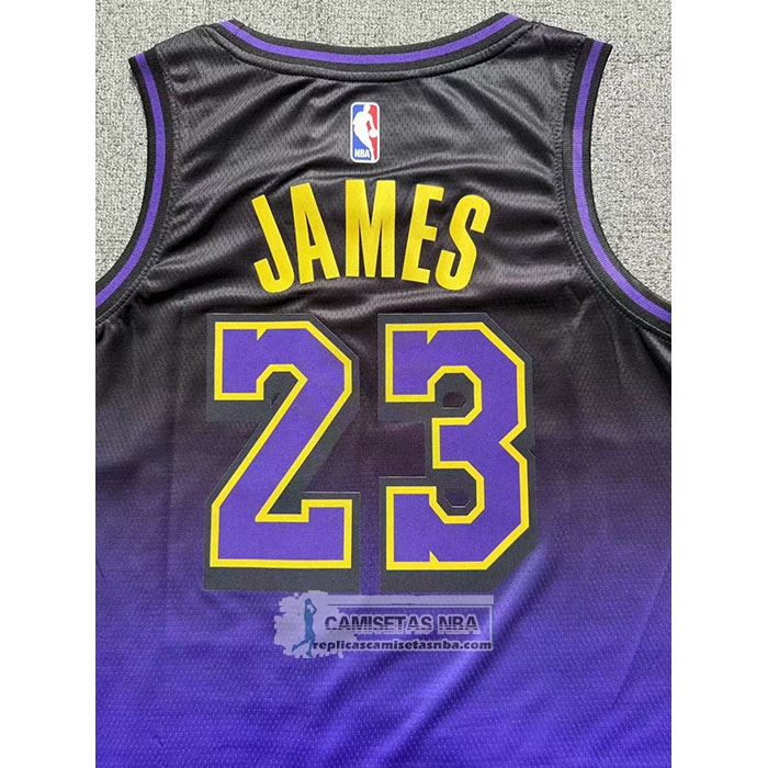 Camiseta Los Angeles Lakers LeBron James NO 23 Ciudad 2024-25 Violeta